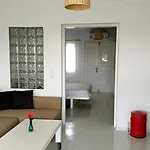 Handrina Studios