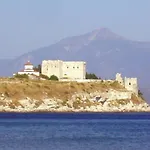 Betty'S House