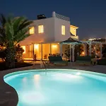 Oia Sunset Luxury Villa