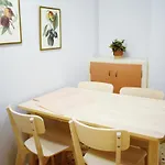 Stylish Apt In The Historic Heart Of The City
