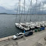 Με Θεα Την Γοργονα