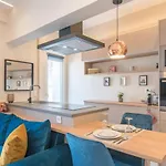 Urban Luxury Haven In Athens Center