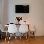 Cozy Apartment In Athens Center