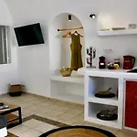 The Lava Villa By A Terre Cave Villas