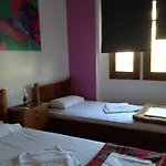 Arriba Apartments