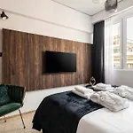Dema Luxury Suites - Perikleous E4