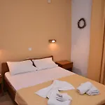 Polizotou Rooms