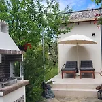 Ioannis Houses - Gemuetliches Ferienhaus Im Olivenhain