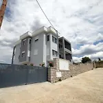 Over The Horizon 3 Bedroom Apartment