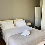 Kaliroon Seaside Apartment