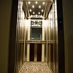 Rg Status Hotel