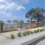 Beach Hotel Kapahi