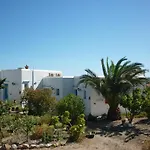Smaragda Rooms & Studios