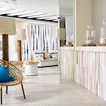 Artemis Seaside Resort