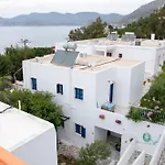 Tatsis Apartments
