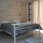 Studios Loukia