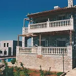 Amalia Apartments