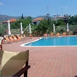 Meni Studios