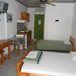 Dimitris Apartments
