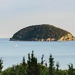 Opalio Seaview Apartment