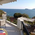 Hellenic Estate Suites