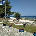 Villa Nitsa