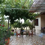Calm House In Sivros Village, Lefkada