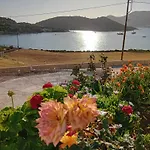Aggeliki'S Apartments