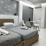 Cozy Elegant Apartment #2 Vipgreece