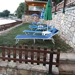 Pension Alexandros