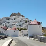 Θέαστρον - Theastron House With Great View In Chora