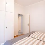 Hermes Apartments, 2 Bedrooms, Great Facilities!