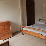 Close To Airport 5 Bedroom Villa By The Sea