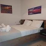 G.Tzanis Luxury Apartments