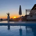 Villa Nicol