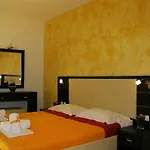 Dafni Studios No1
