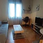 Efi'S Lycabettus Apartment