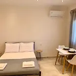 Lyria Boutique Apartments