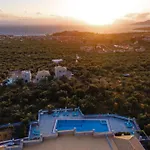 Sundy Maria Apartments