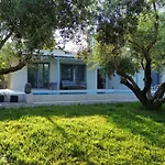 Villa-Agrielia
