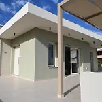 Koumpis Residences