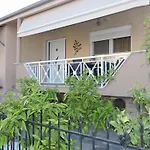 Ariadnishouse