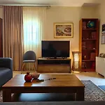 Eleni'S Holiday Home