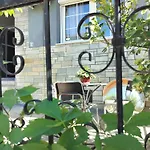 Isalos - Explore Center By Foot - Close To Helexpo, University & Hospital
