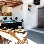 Asera Suites - Prive Jacuzzi