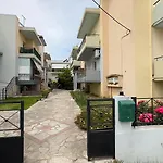 George Luxury Living