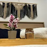 Kiki'S House