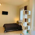 Caesar Deluxe Apartment In Ermoupoli
