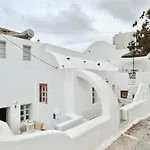As Holiday Caves