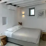 Apollonion House